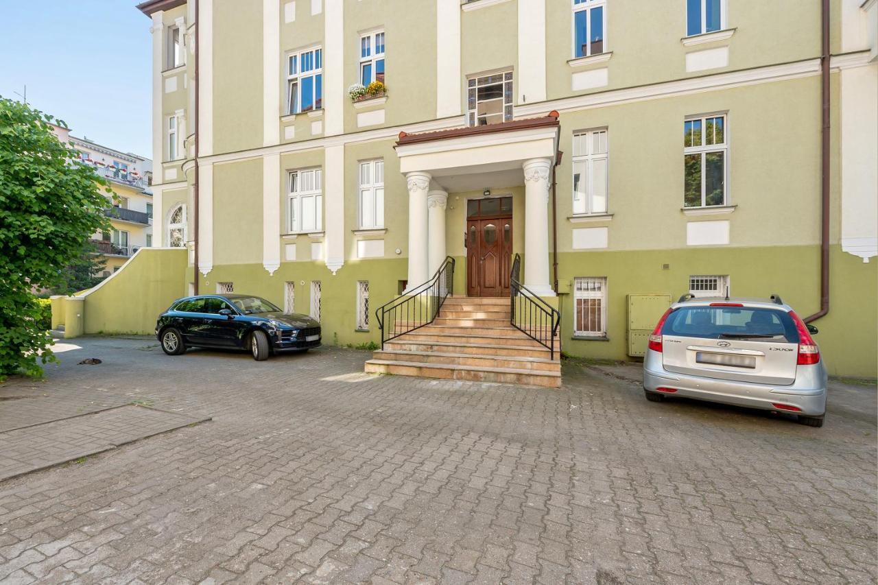 Comfort Apartments Dabrowskiego 소포트 외부 사진